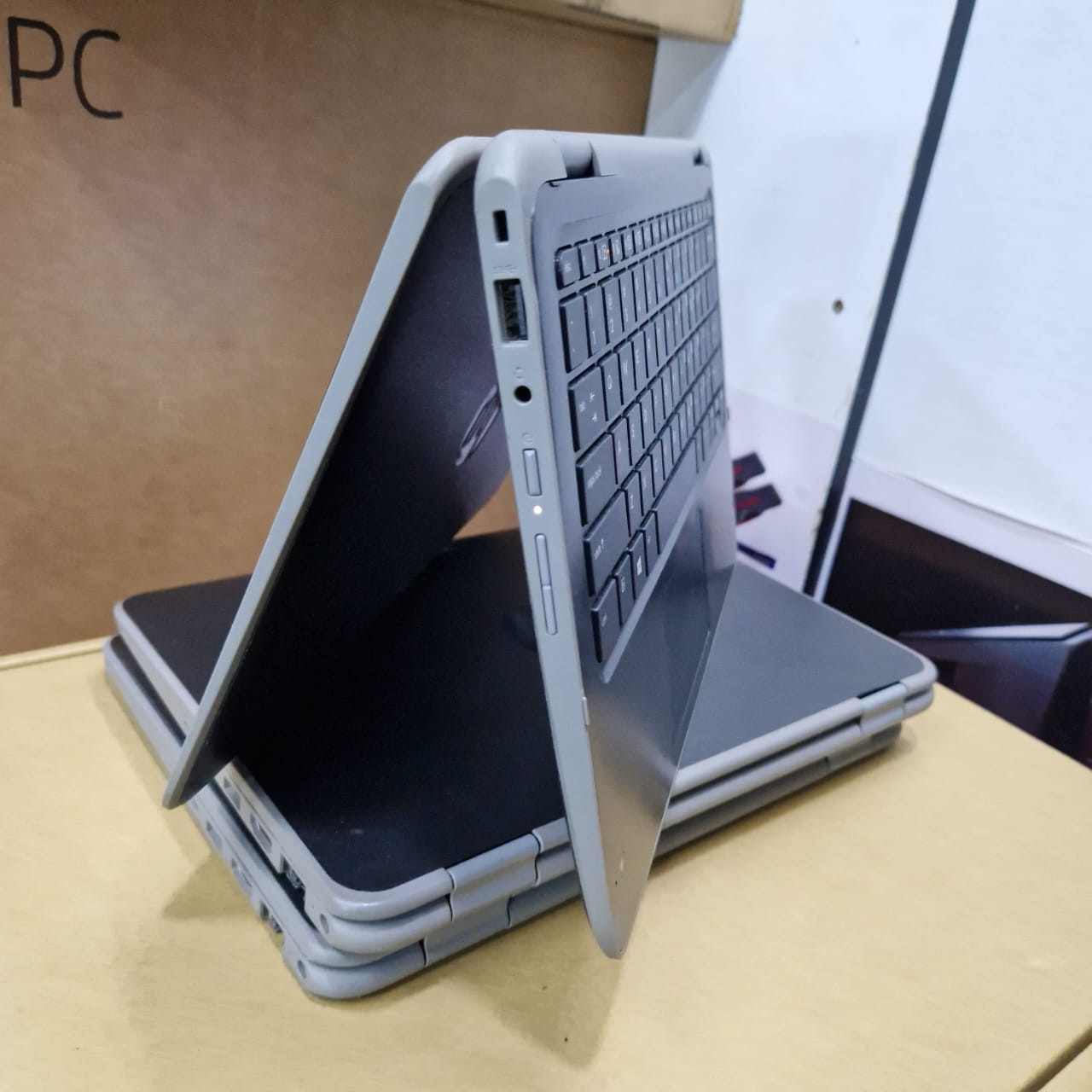 HP ProBook 11E G4 Intel Core i5 8th Gen 8GB RAM 256GB SSD x360 Touchscreen